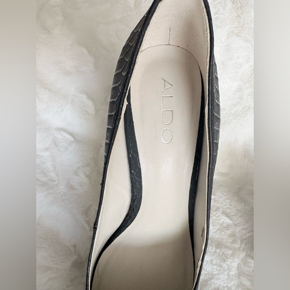 NWOB ALDO’s Elegant Black Textured Women's Heels in size 8 - Picture 10 of 12